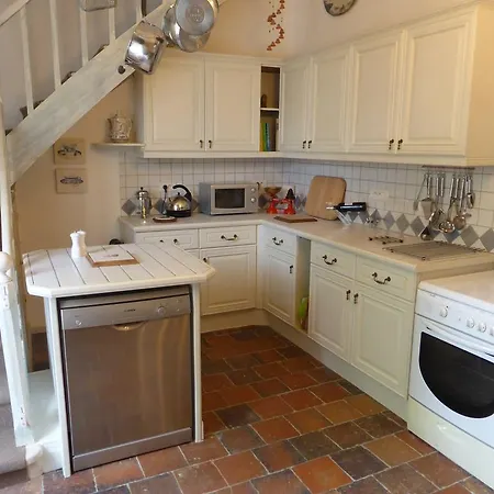 Le Petit Souhait & Le Verger 度假居 *