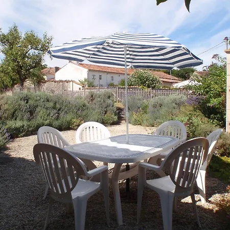 Le Petit Souhait & Le Verger