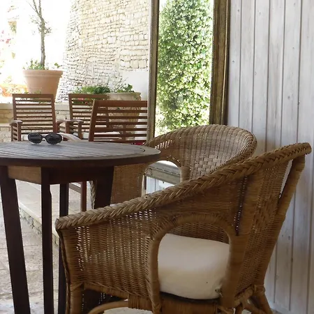 Le Petit Souhait & Le Verger *